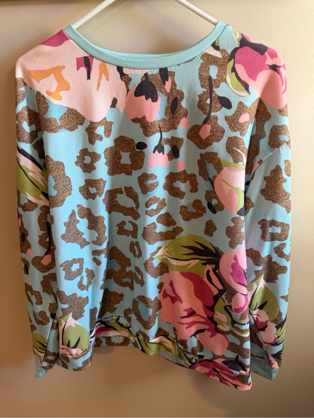 Light Blue Floral & Leopard Print Pullover Sweatshirt